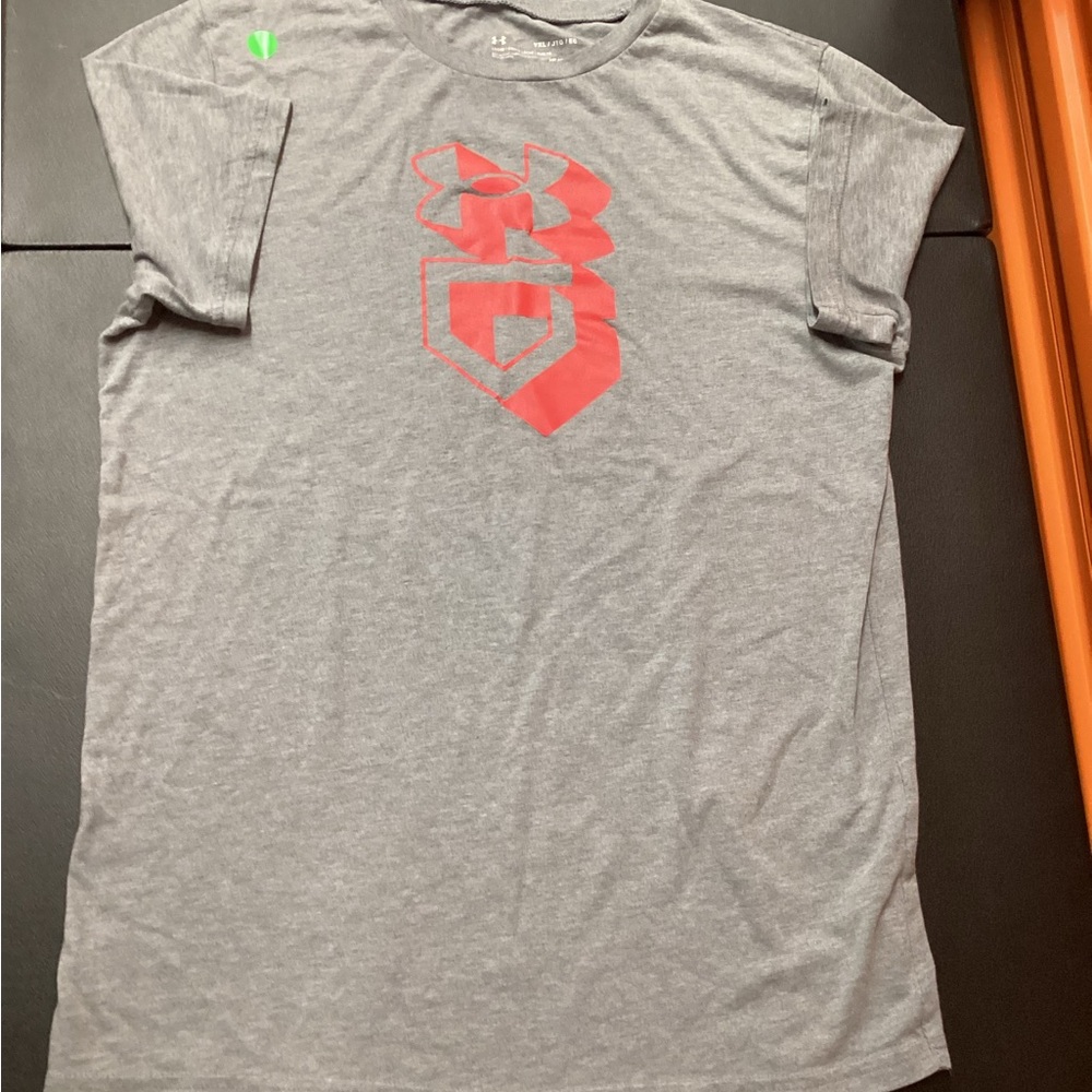 Under Armour Heather Gray Tee with Red Accents